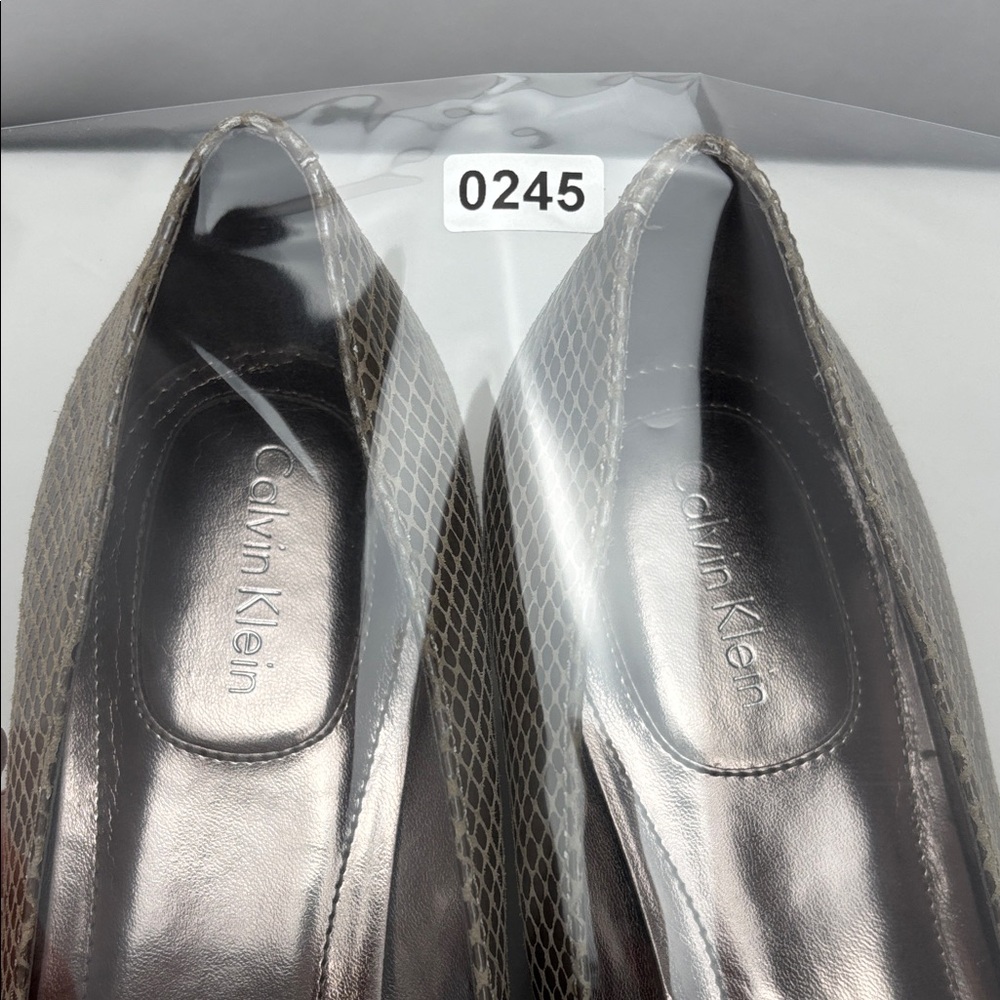 Calvin Klein “Bree” Peep-Toe Wedge Heels Metallic/Snakes Design W Sz8 #0245 - Picture 13 of 13